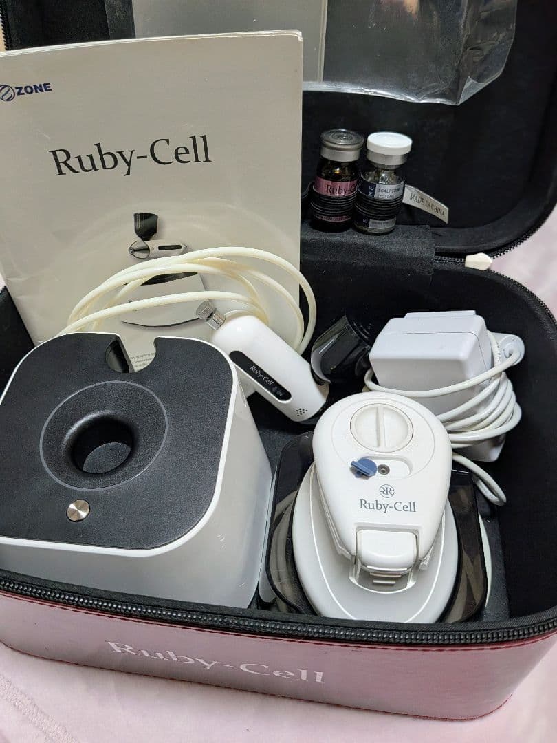 Ruby-Cell 美容器 2種類の美容液おまけ付き
