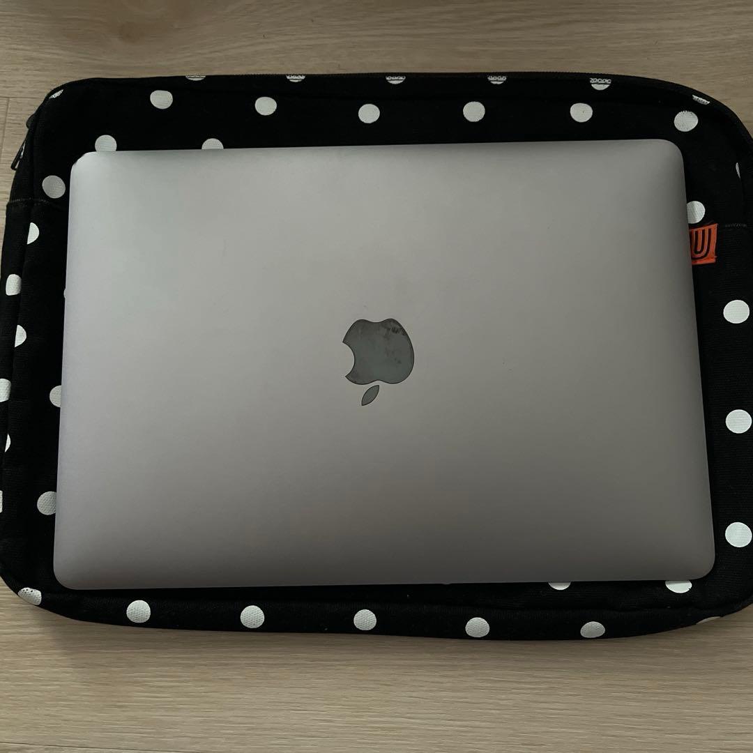 Mac book 12インチ1.1GHz デュアルコア　Intel Core