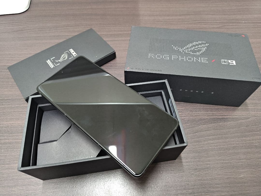 ASUS ROG Phone9 本体