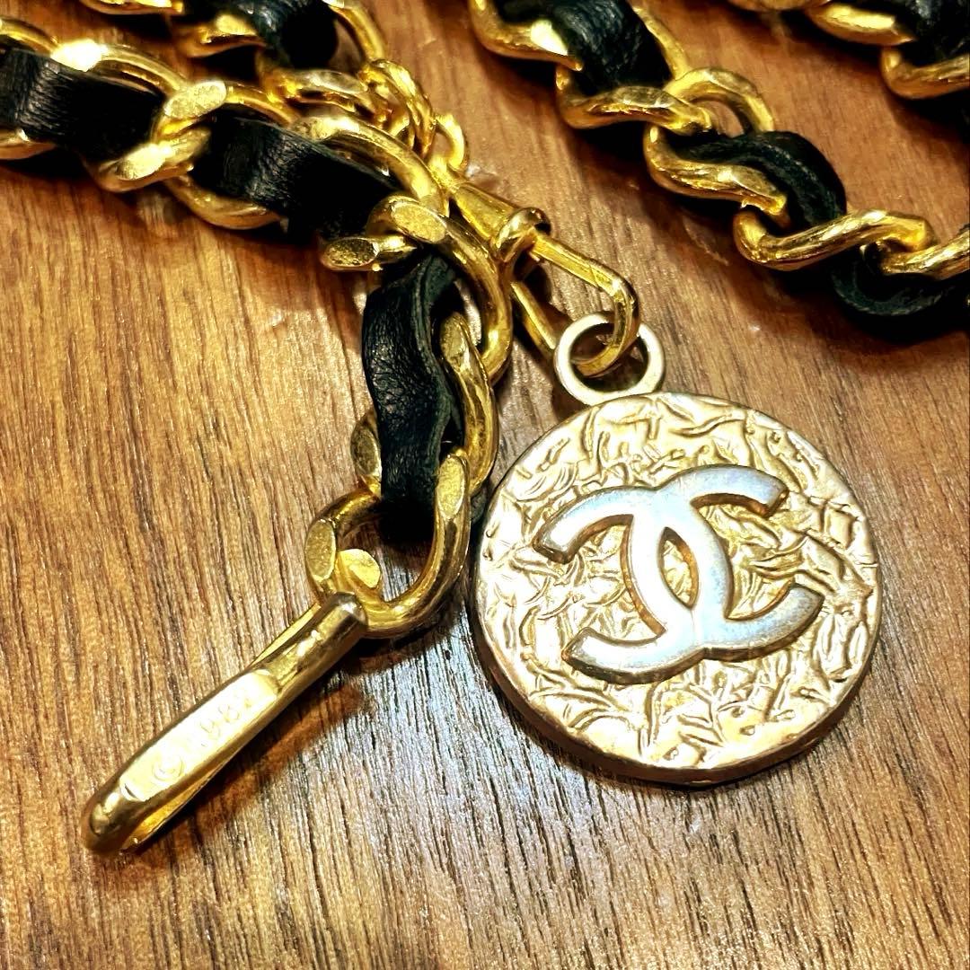 美品 CHANEL シャネル ビンテージ チェーンベルト レザー ゴールド×黒