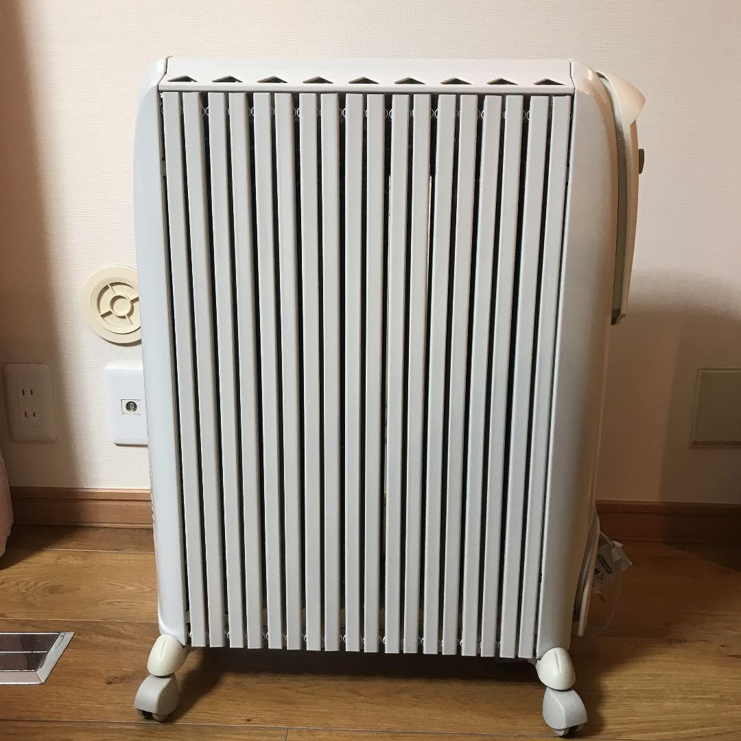 デロンギ　オイルヒーター　DeLonghi D091549EFS