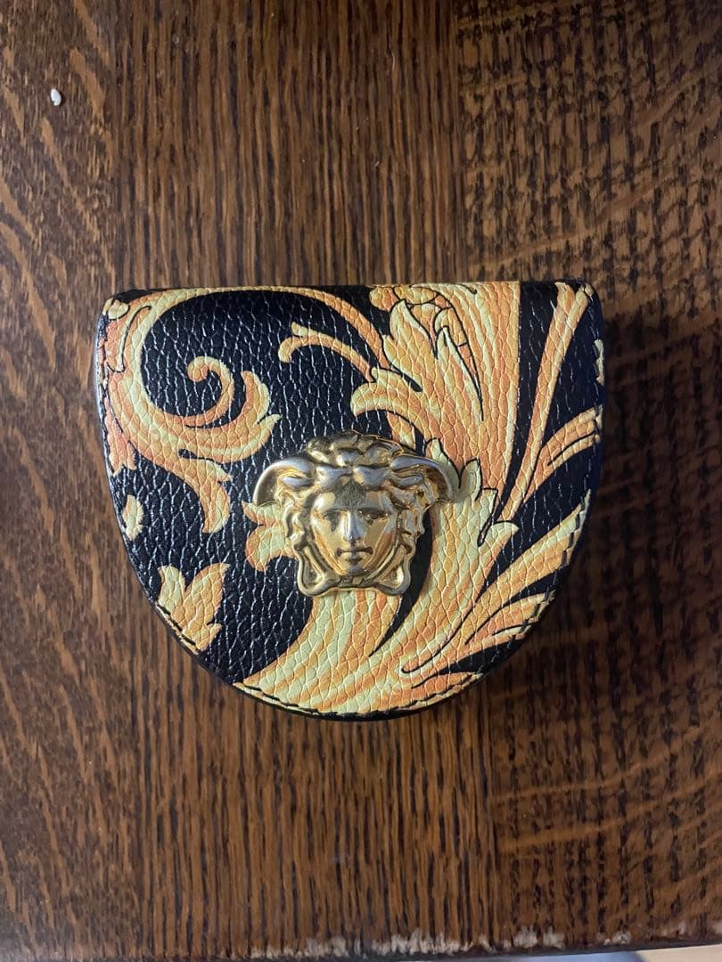 ヴェルサーチ　ケース