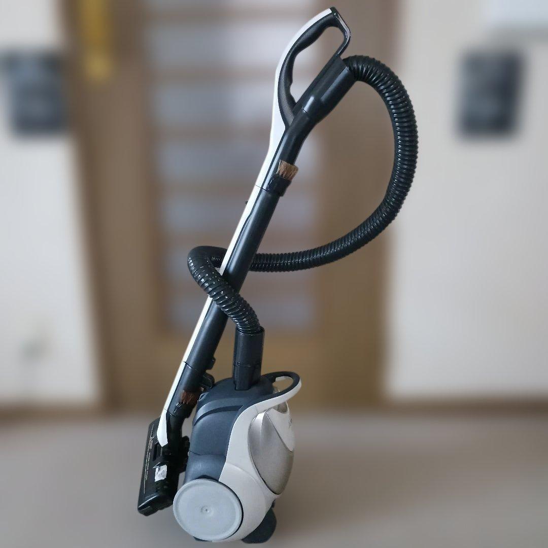 三菱紙パック式掃除機　稼働品