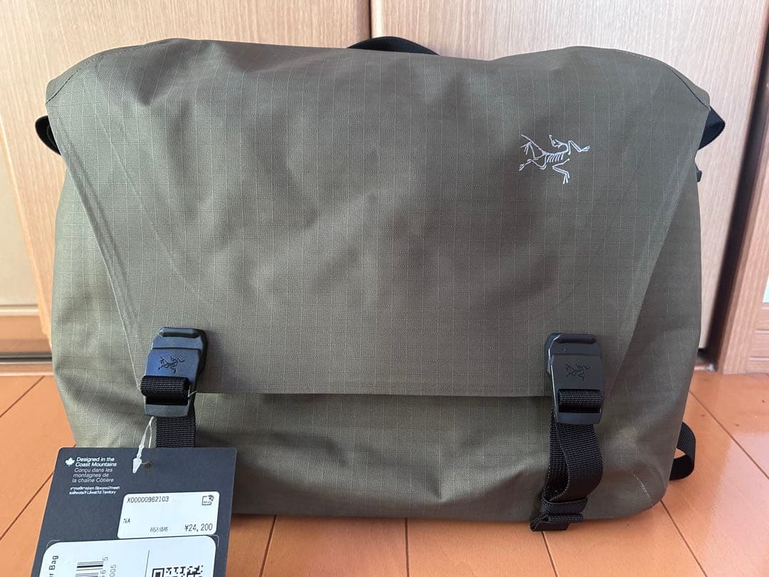 新品ARC’TERYX Granville 10 Courier Bag