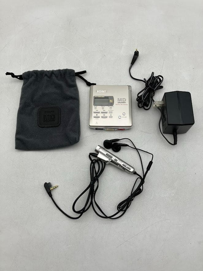 【美品】SONY　MDレコーダー MZ-R55