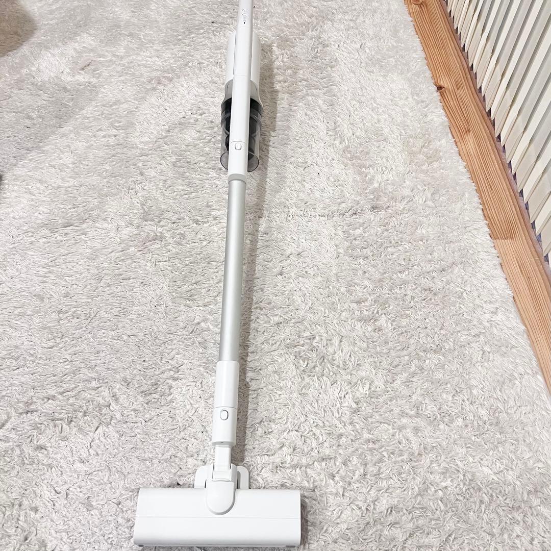 Panasonic コードレススティック掃除機 MC-SB33J-W