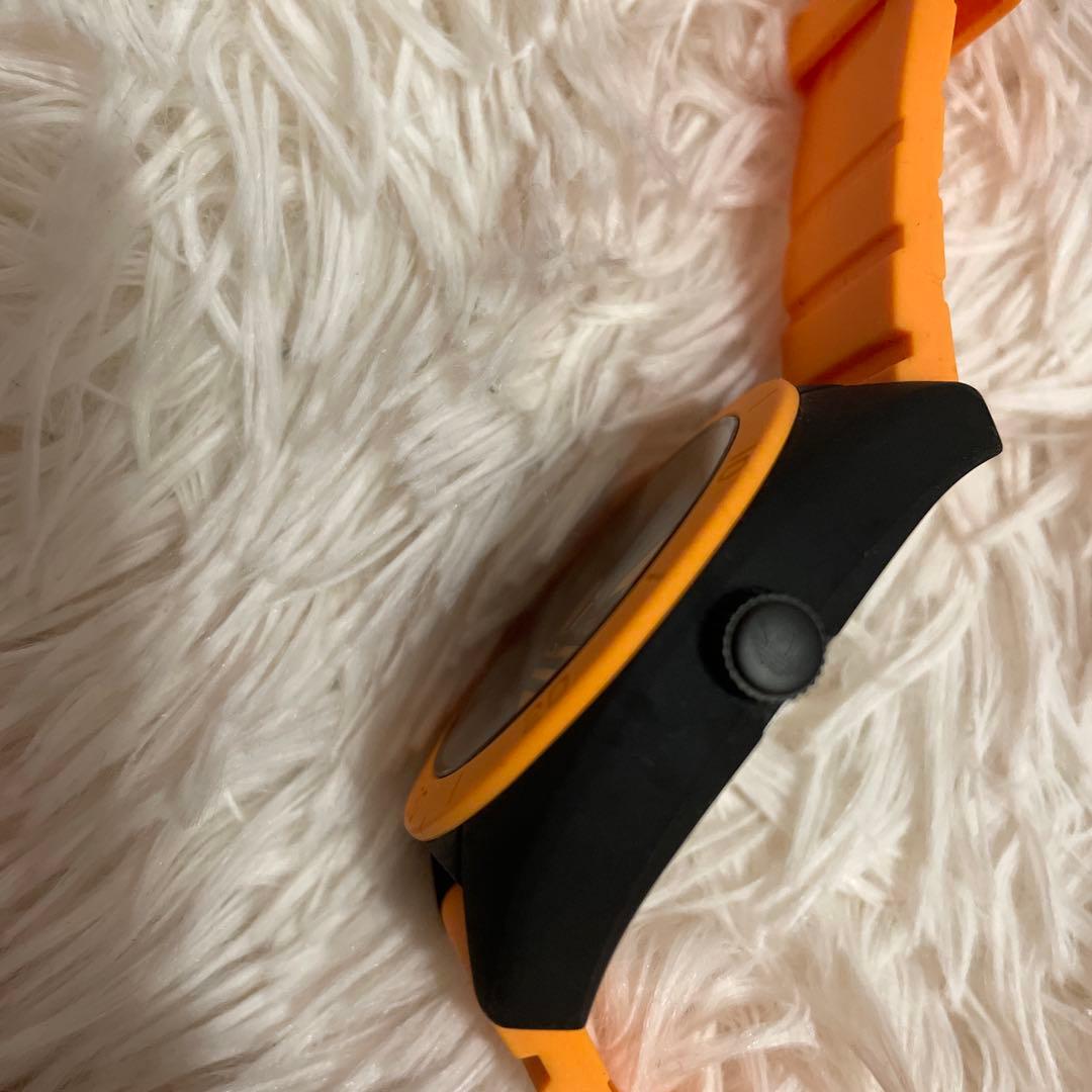 レア！ビックフェイスadidas シリコンバンド時計 オレンジ/ブラック