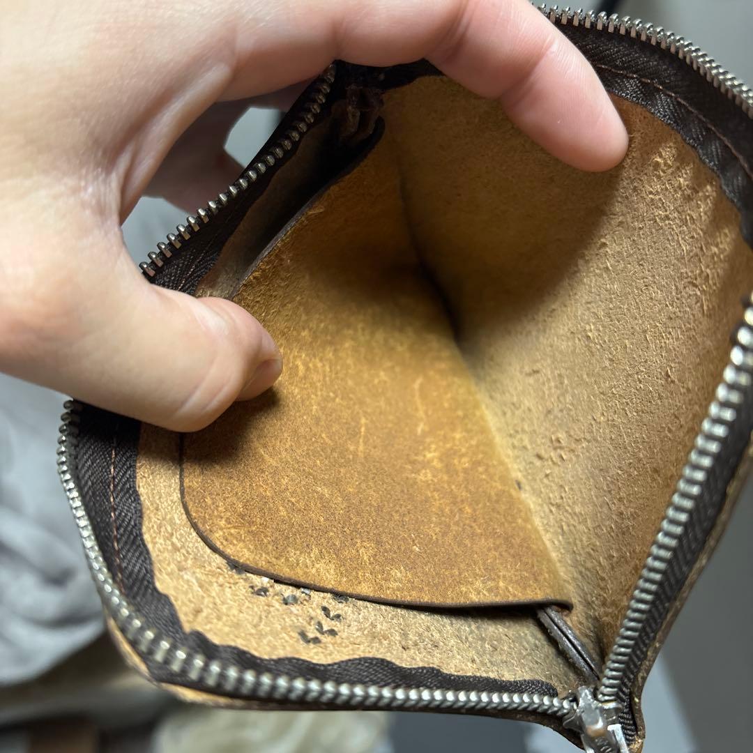 htc L字　ジップ　ウォレット　コンパクトウォレット