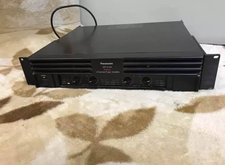 中古 パナソニック 4チャンネルパワーアンプ WP-C104ブラック オーディオ