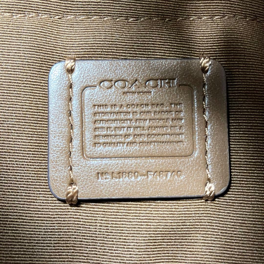 【極美品】coach ウエストバッグ PVC シグネチャー