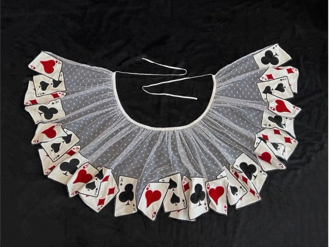 新品 ロリータ アリス風 トランプ柄エプロン 白