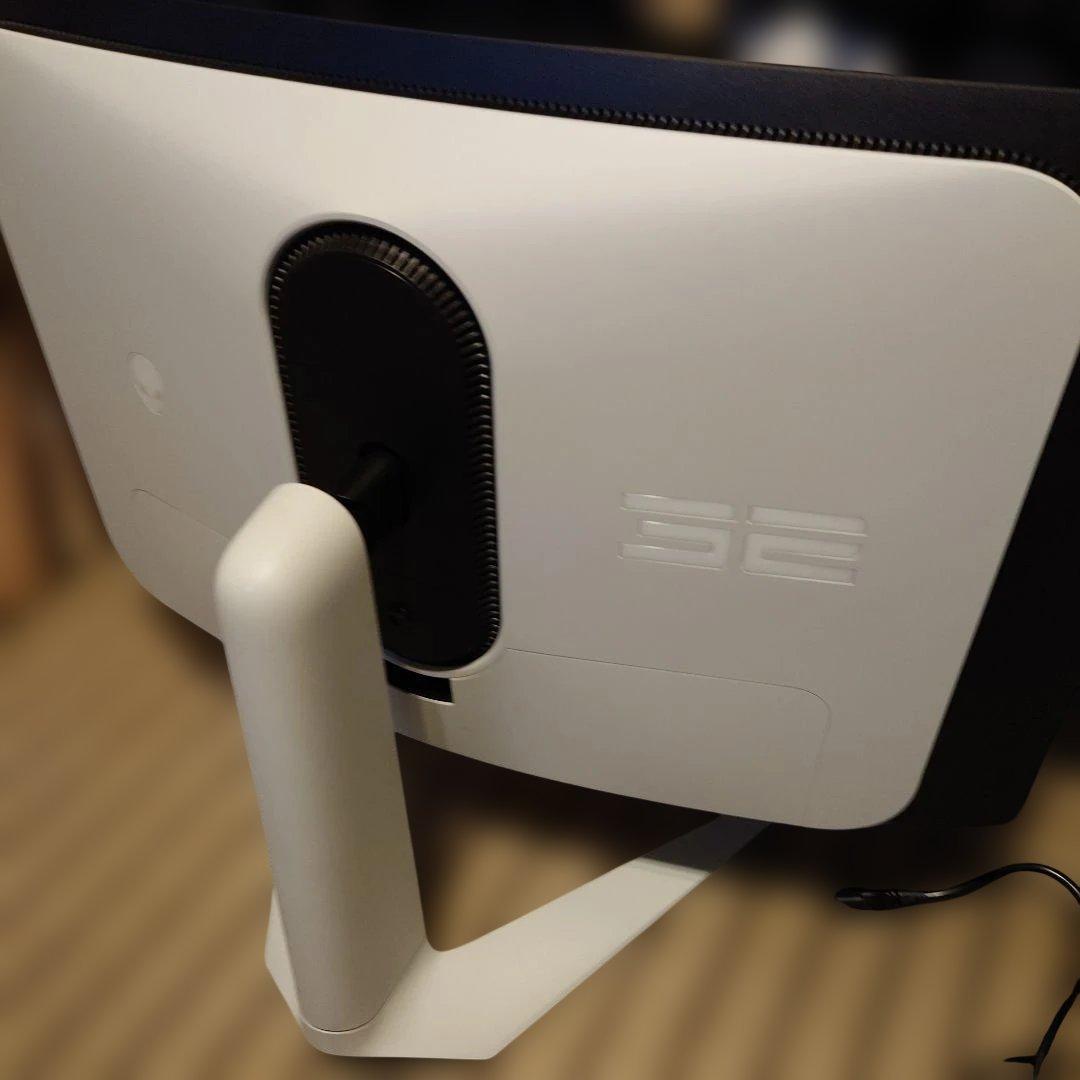 ディスプレイ・モニター本体 DELL ALIENWARE AW3225QF