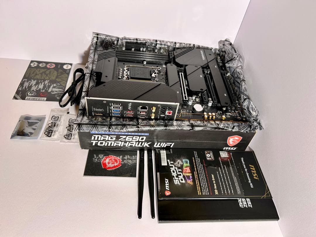 MSI MAG Z690 TOMAHAWK WIFI マザーボード MB5603