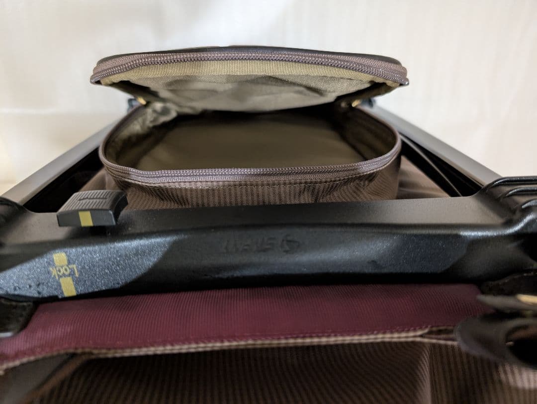 美品✨️SWANYアウトフレーム キャリーカート　4輪ストッパー