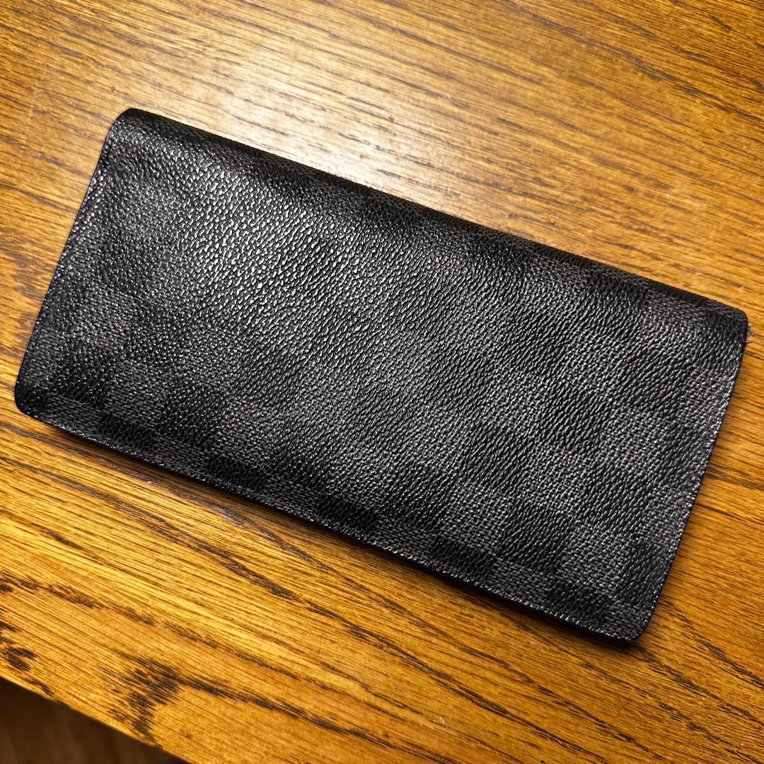 ルイヴィトン　ダミエグラフィック　名前の刻印あり