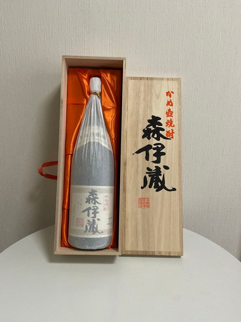 森伊蔵 1800ml 木箱入り 焼酎