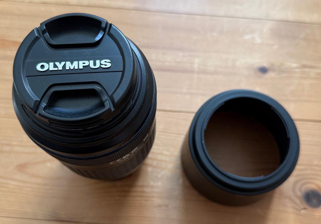 オリンパスZUIKO DIGITAL ED 70-300mm＋アダプター＋フード