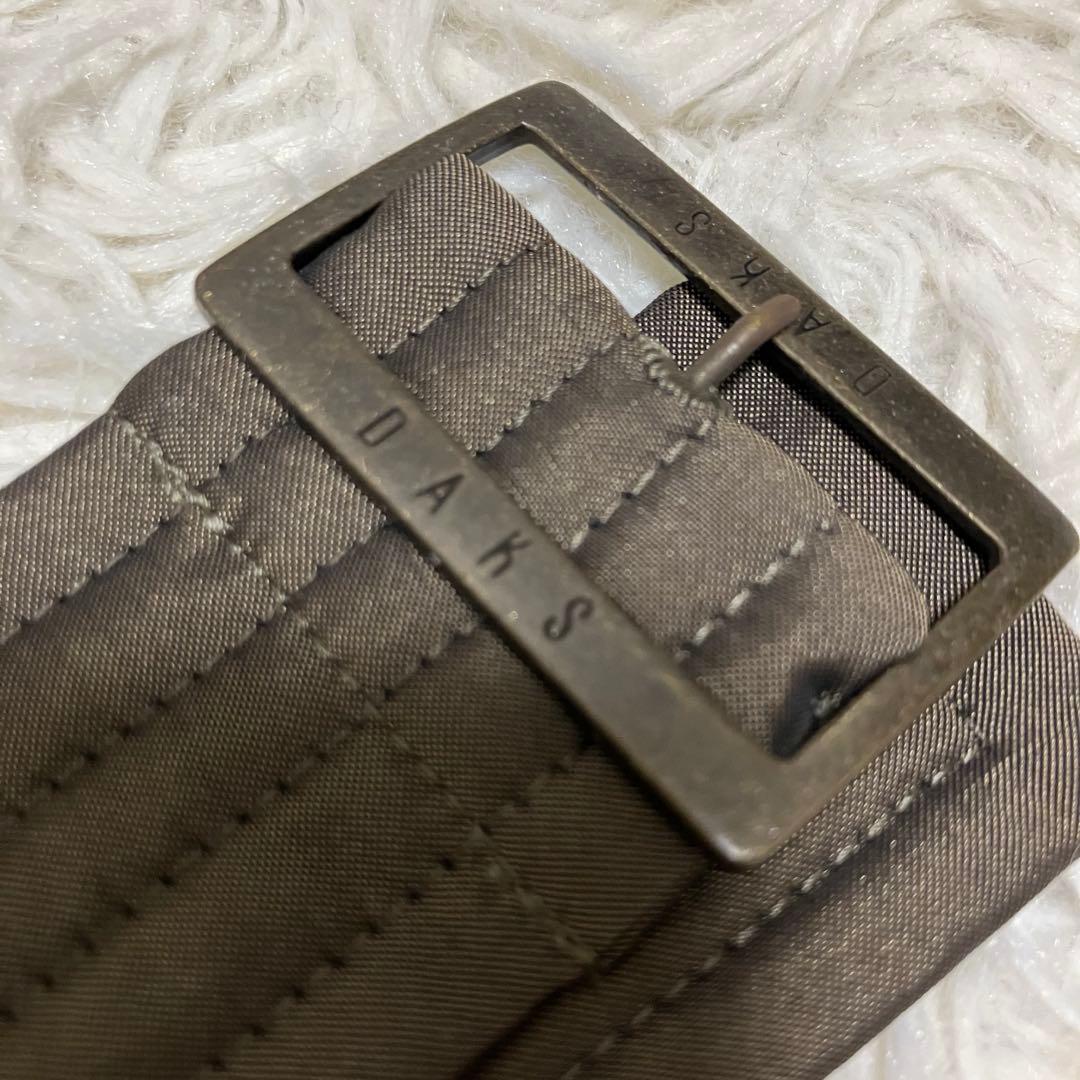 DAKS ダックス　ファーフード付きダウンコート　裏地チェック　ブラウン　40