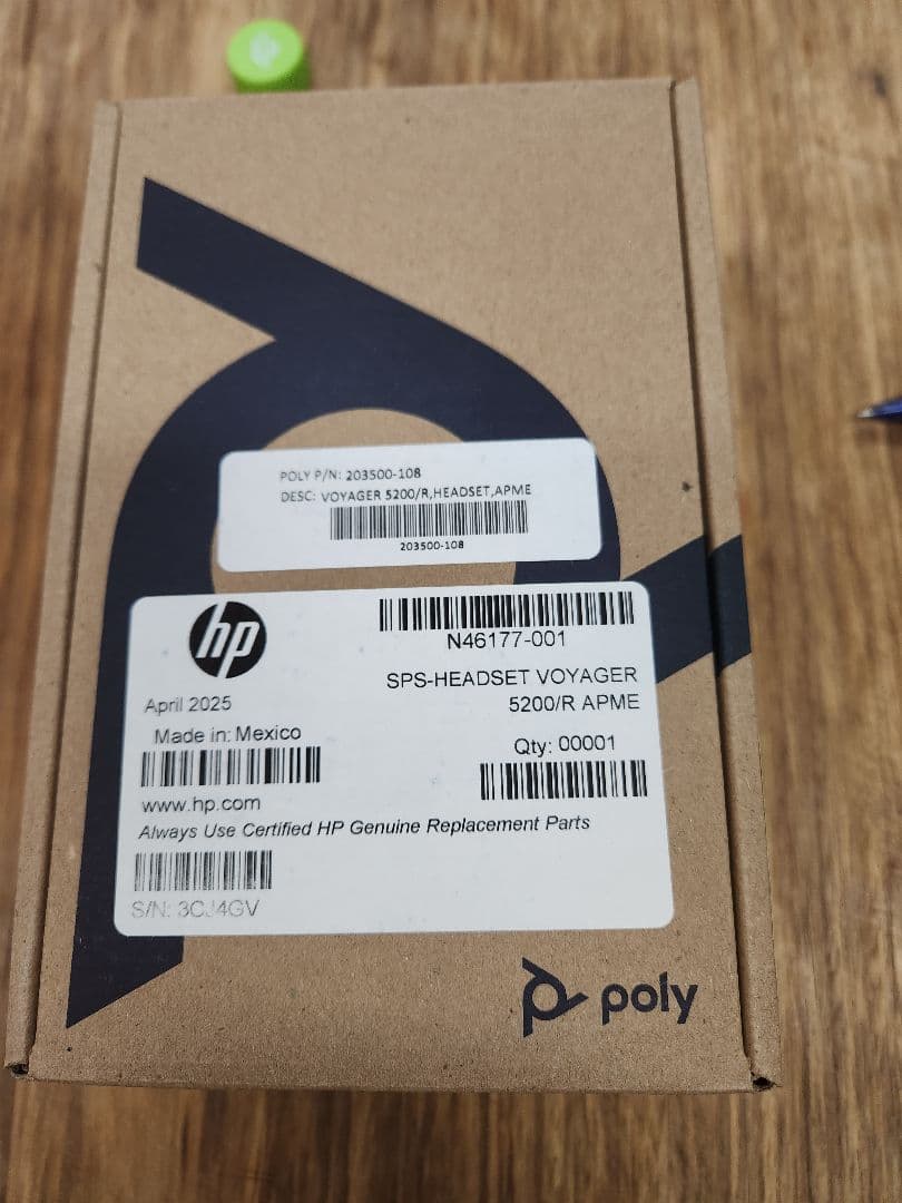 Poly Voyager 5200 ワイヤレスヘッドセット