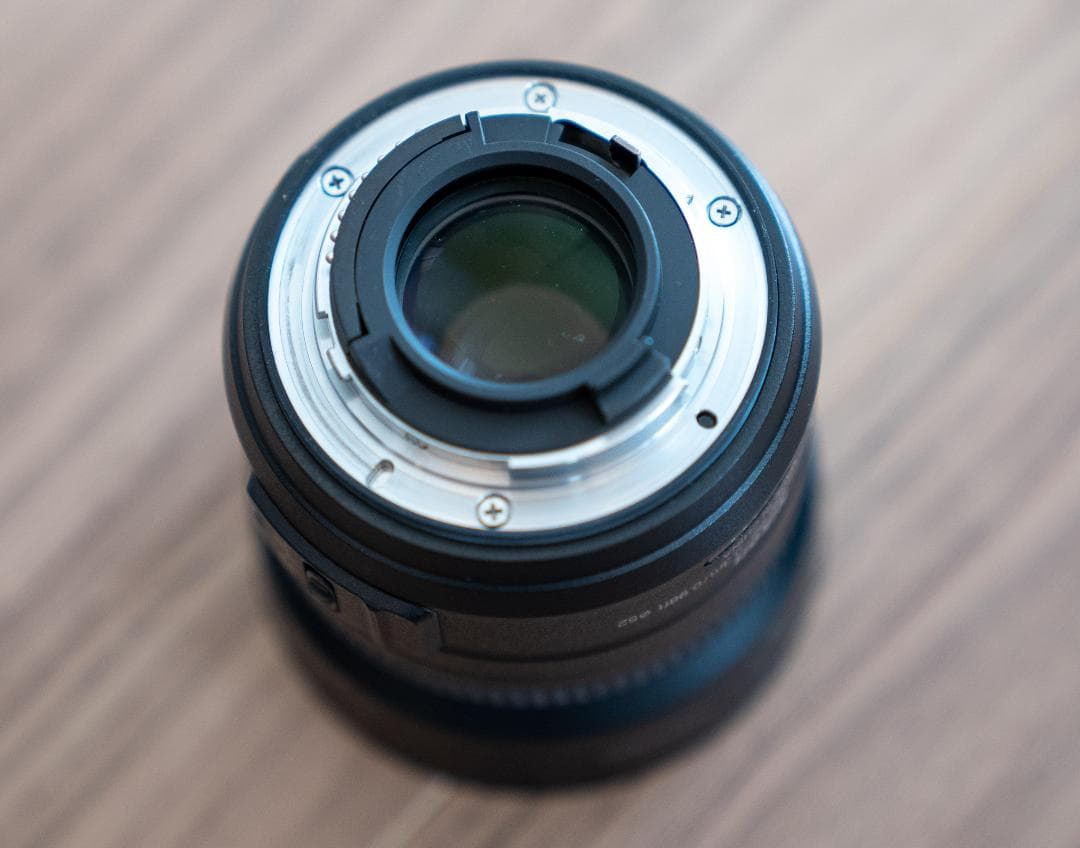 Nikon DX 35mm f1.8レンズ