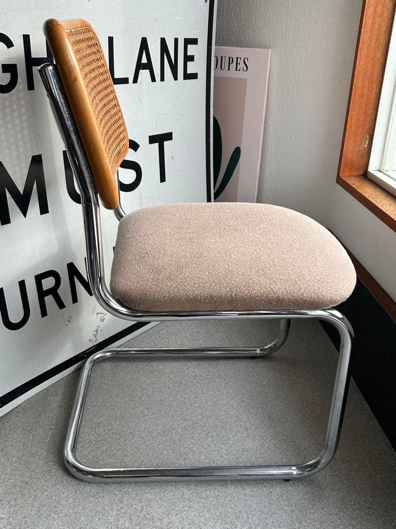 ヴィンテージ　カンチレバー　チェア籐　ラタン　スチール　椅子　レトロモダン