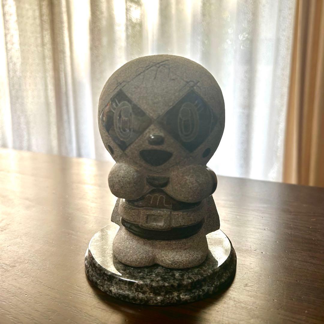 メロンパンナ　石像　御影石　No. 0121