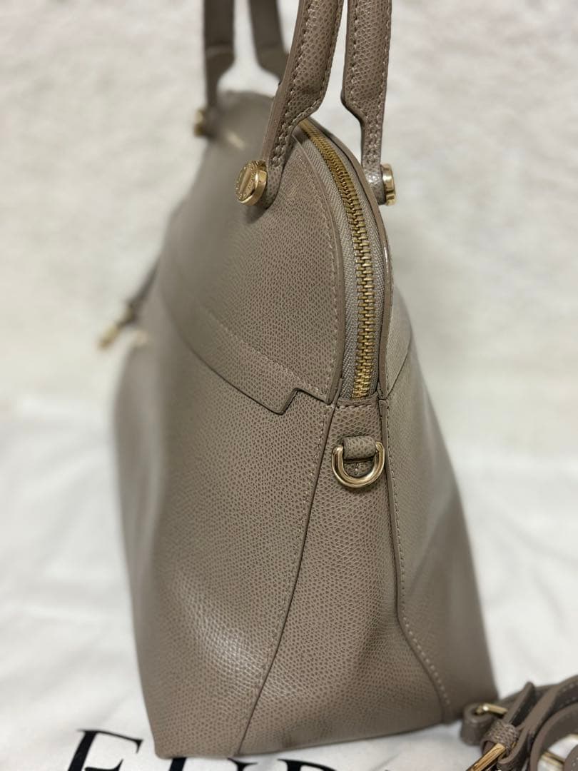 【超美品】フルラ　パイパー　グレージュ ハンドバッグ　ショルダーバッグ