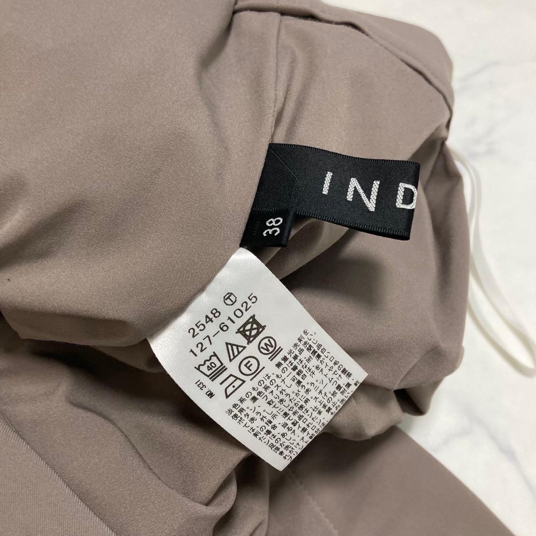 美品　インディヴィINDIVI ノーカラーパンツスーツ　ベージュ　ブラウン　38