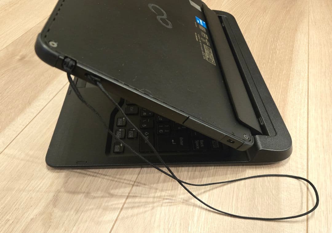 【2023年購入】ARROWS Tab Q7312/KB 第12世代CPU搭載