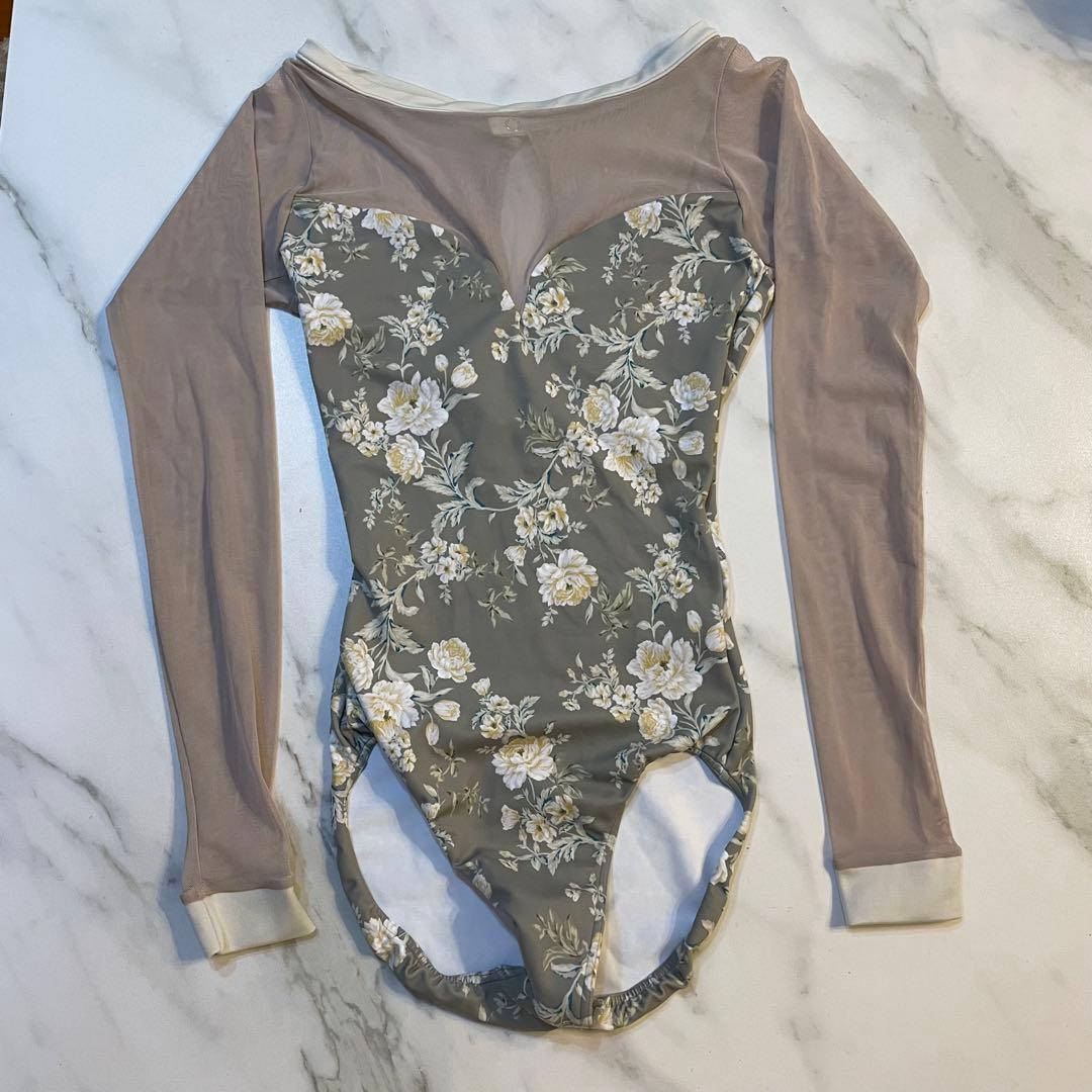 【新品】stina♡長袖レオタード　P