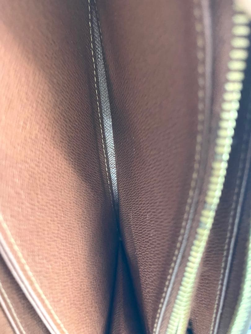 Louis Vuitton モノグラムジッピーウォレット