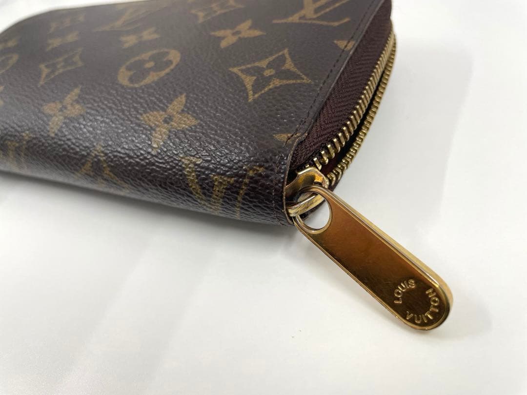 Louis Vuitton モノグラムジッピーウォレット