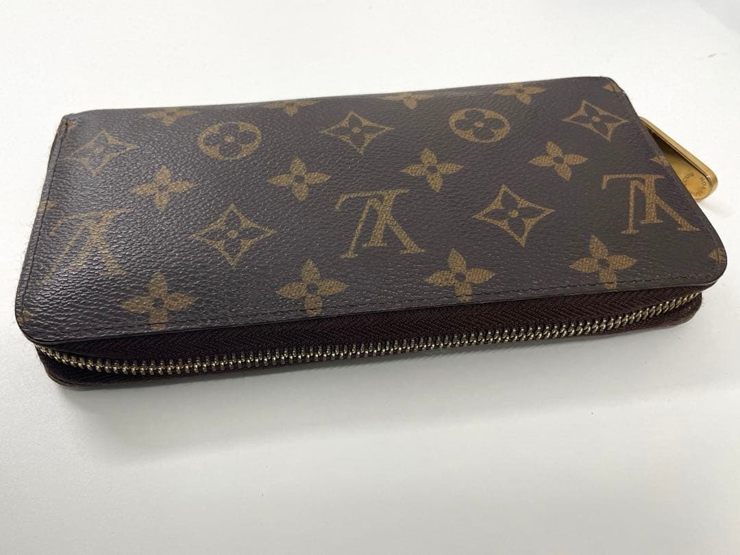 Louis Vuitton モノグラムジッピーウォレット