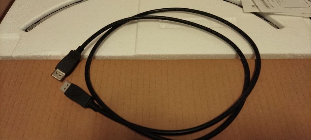 LG 32UK550-B 31.5インチ 4Kモニター