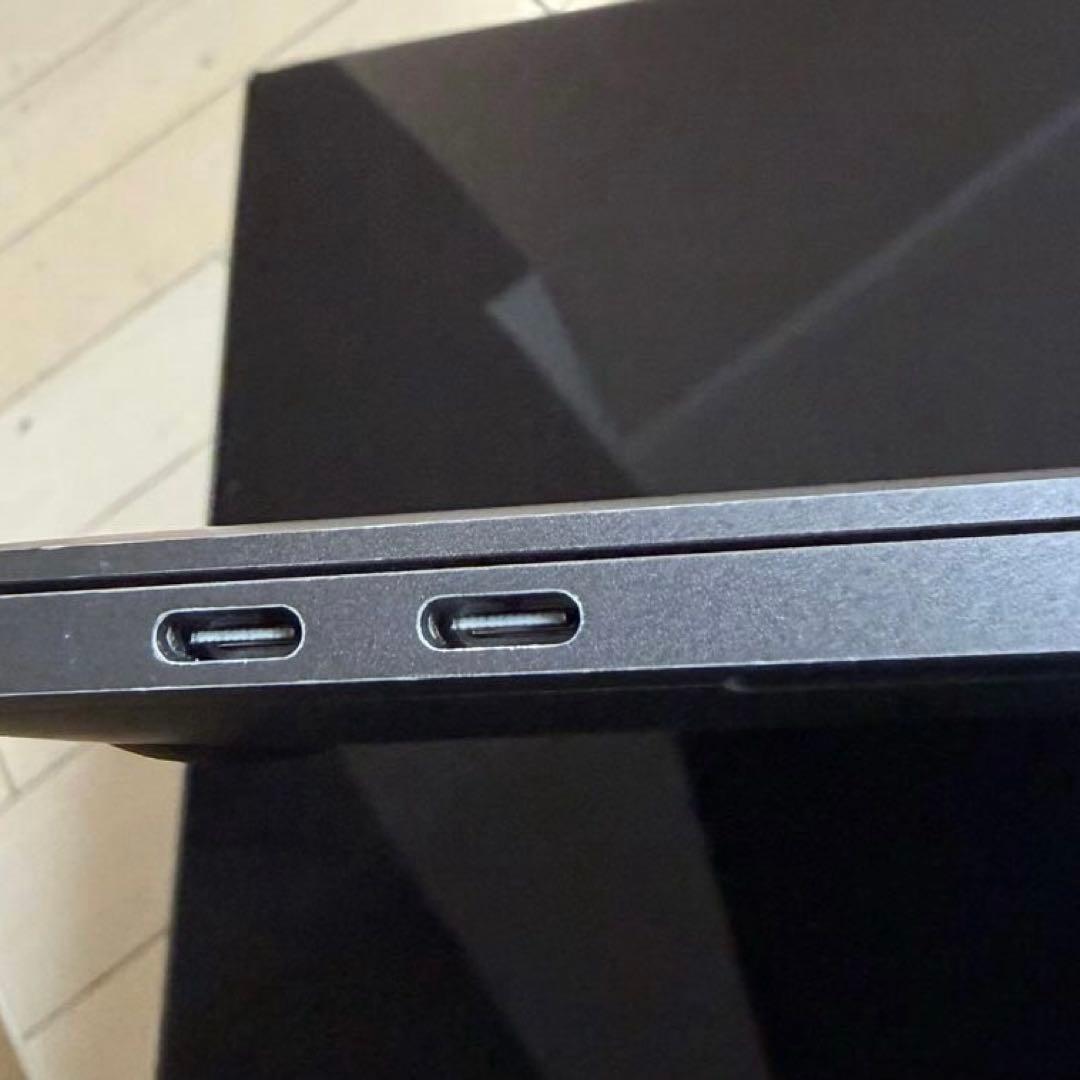 MacBook Pro 13インチ 2019 Core i7