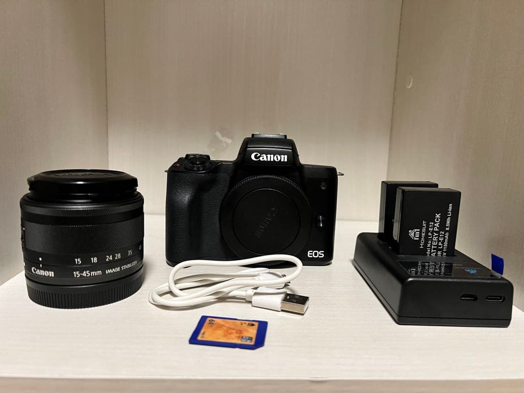 Canon EOS kiss M + 15-45mmレンズ付き