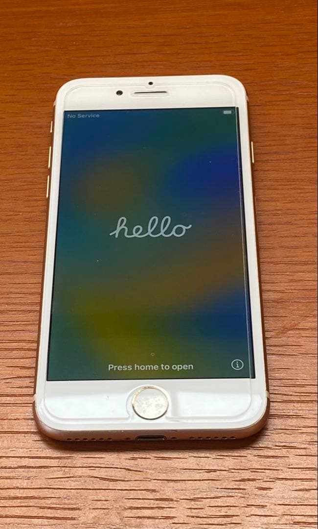 iPhone 8 Gold 64GB SIMフリー 美品 ★iFaceケース付き