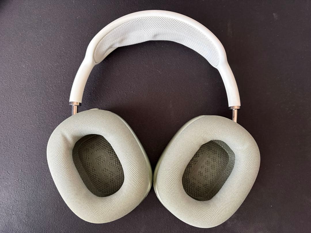 AirPods Max ミッドナイトグリーン 本体　lightning