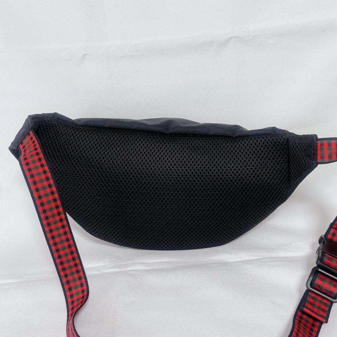 ファミリア　ボディバッグ　ブラック　タグ付き