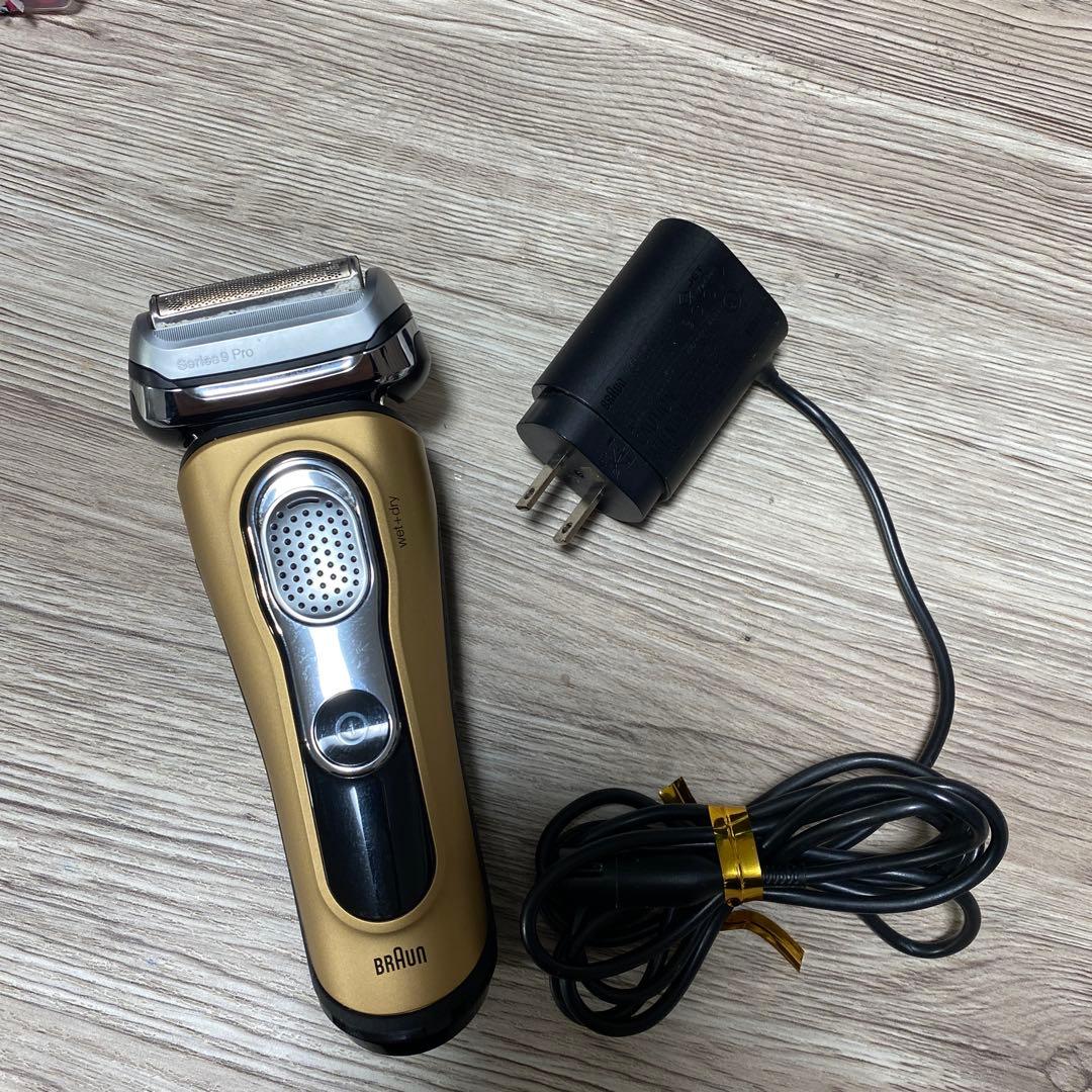 BRAUNシェイバー8・9