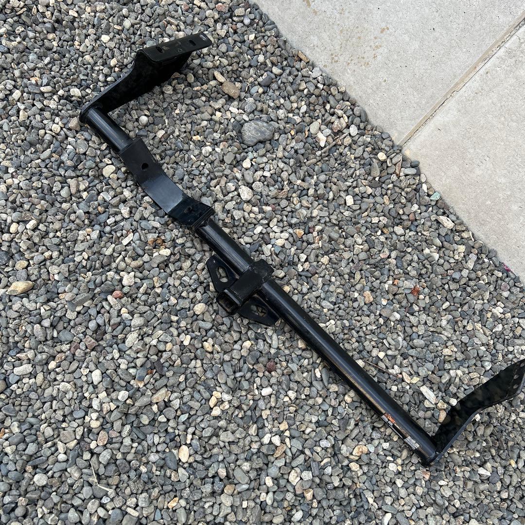 CURT社製 純正 Z12 キューブ専用 ヒッチメンバー※加工部分あり‼︎