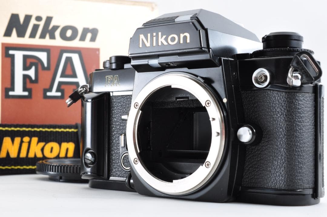 元箱付き Nikon FA データバックMF16付き 一眼レフカメラ 黒