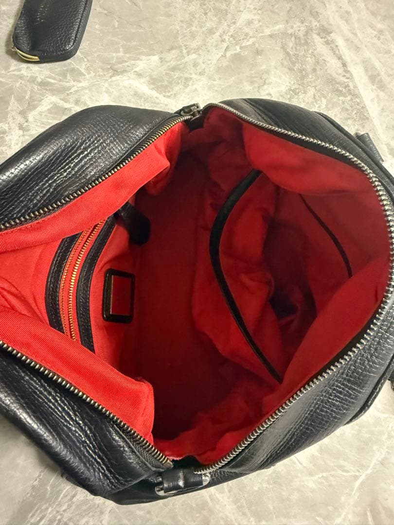 Christian Louboutin トートバッグ 黒　もう手に入らないです❗️