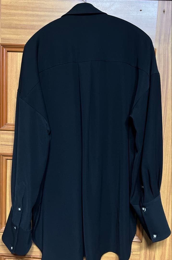 最終値下げ　2025SS ENFOLD ドレープヘムシャツ ブラック　サイズ38