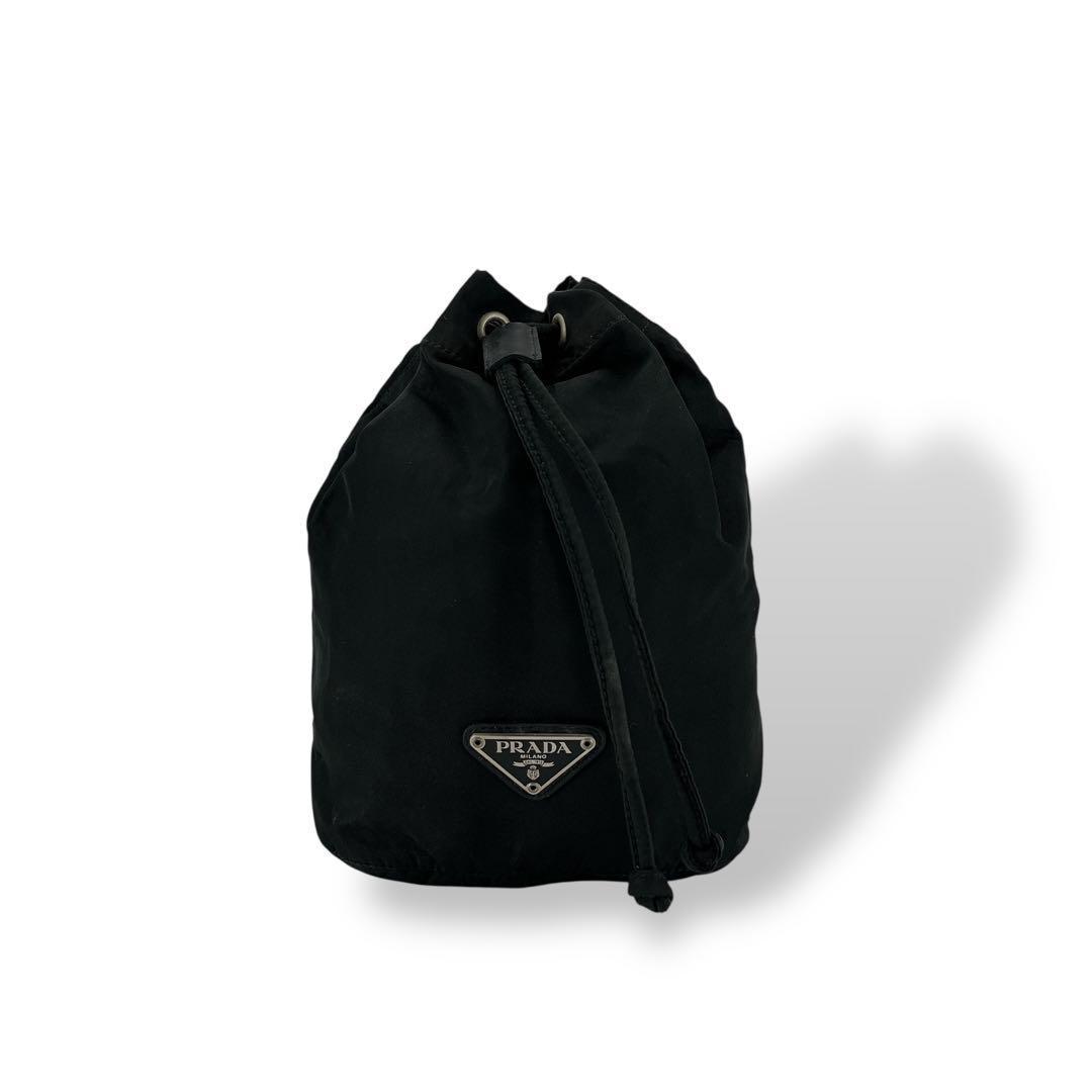 プラダ　三角ロゴ　巾着ミニポーチ　小物入れ　化粧ポーチ　ナイロン　黒　y2k