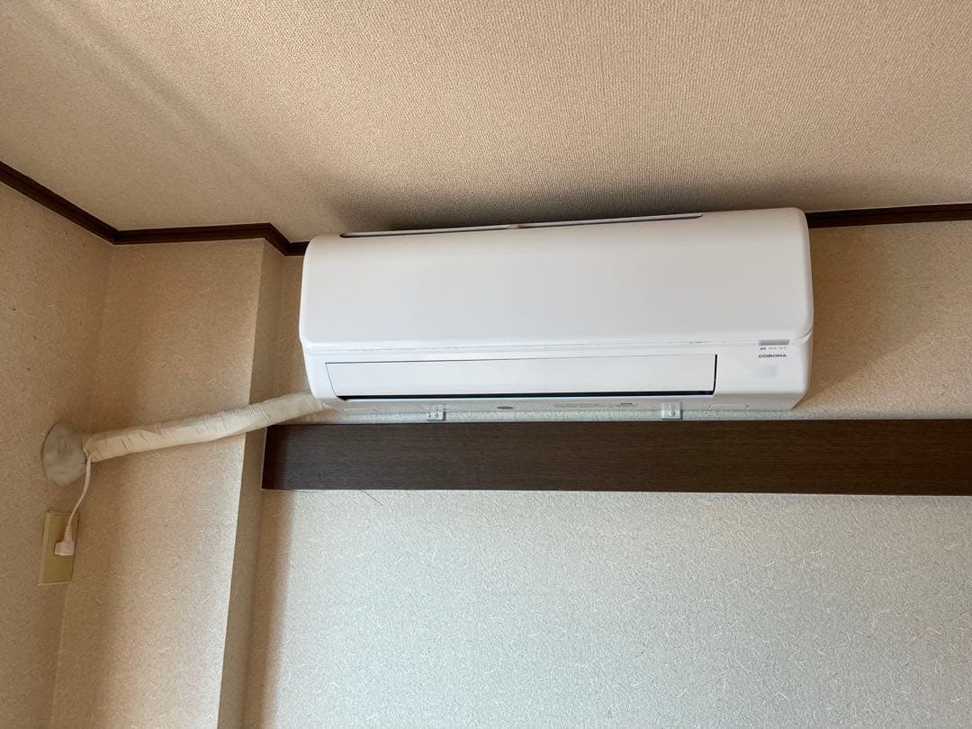 美品　6帖用ルームエアコン　コロナ エアコン CSH-N2222R 本体