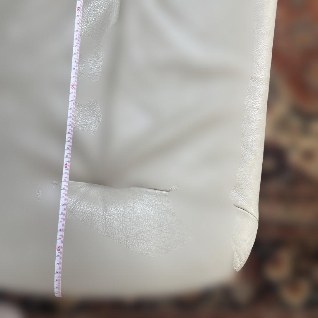 カリモクオットマン　本革