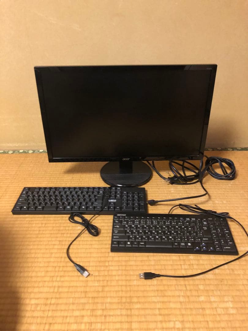 ディスプレイ　キーボード