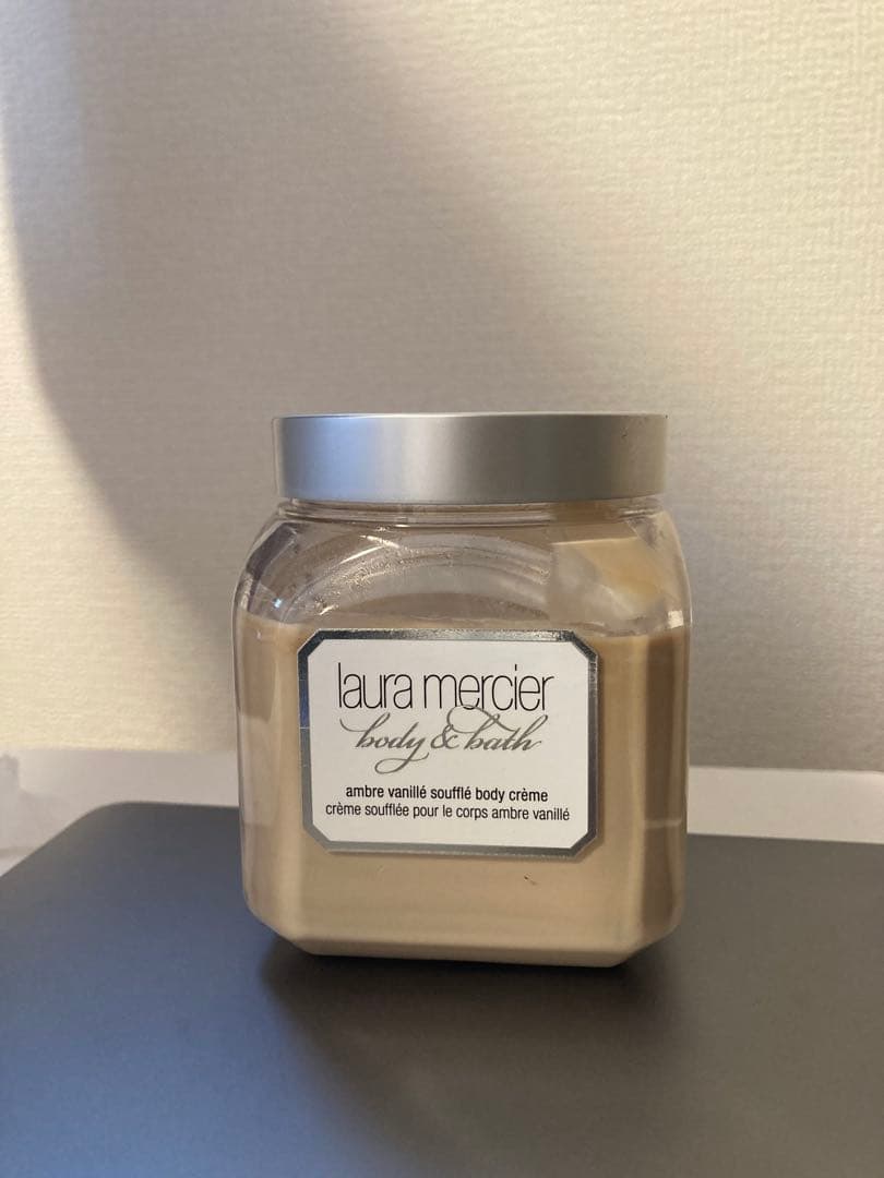 パ*ス様 ローラメルシエ ホイップトボディクリーム アンバーバニラ300g（箱無