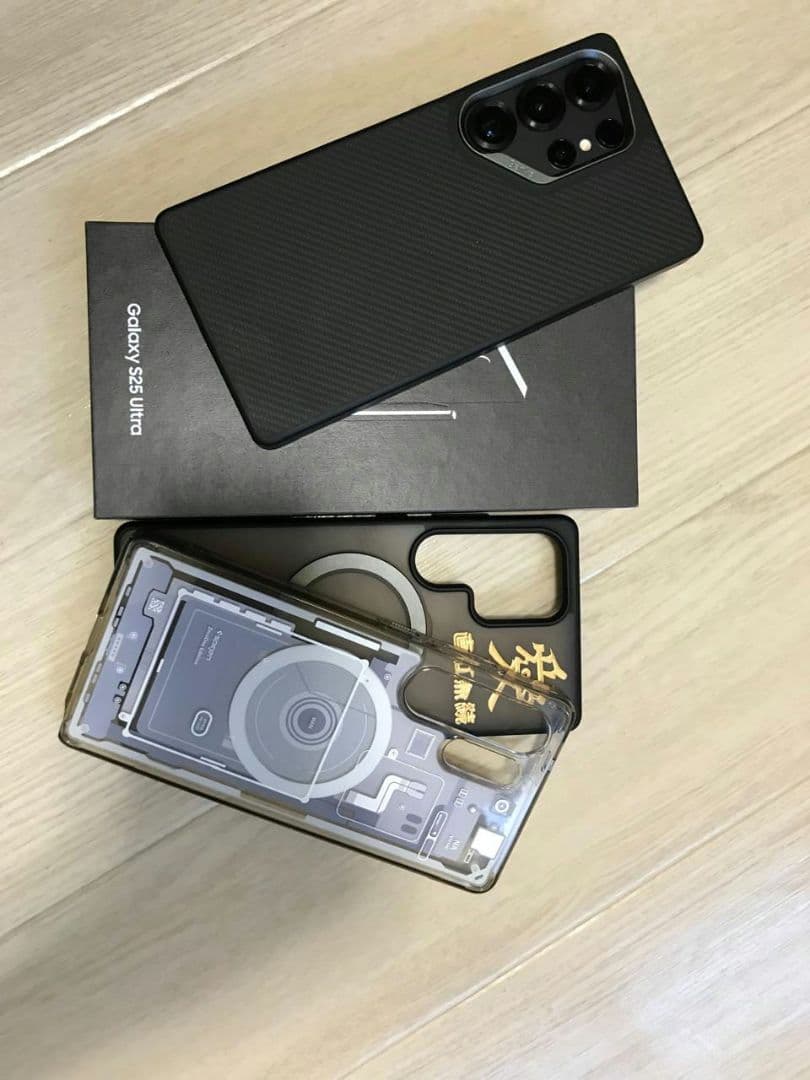 Samsung Galaxy S25 ultra ケース三つとガラス1個無理